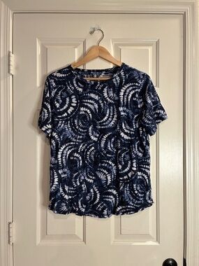 Westbound Navy Blue and White Tie-Dye Activewear Short Sleeve Tee